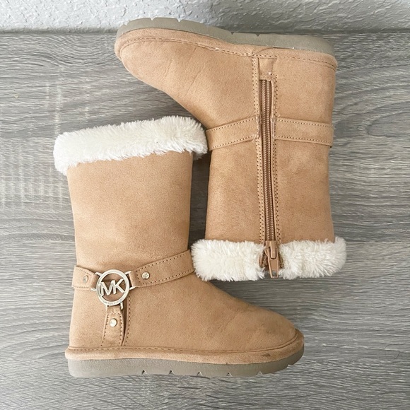 Michael Kors Brownie T Lined Warm Casual Tan Boots Girls Size Toddler 7 - Picture 4 of 13